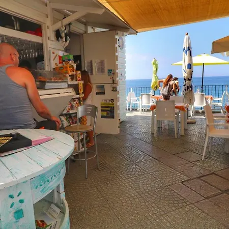Solemare Bed & Breakfast *